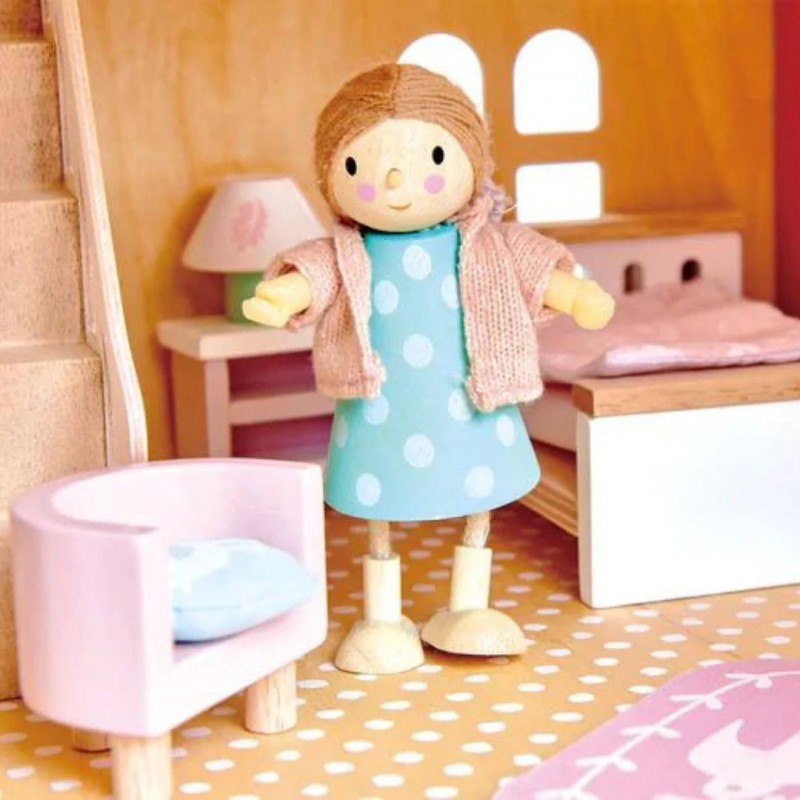 Dollhouse Nursery Set