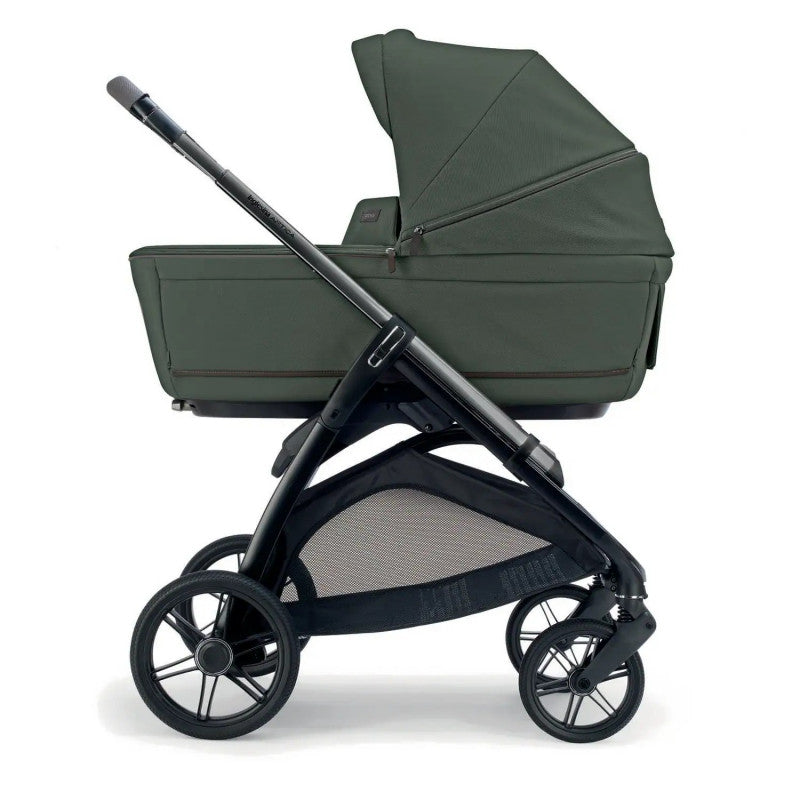 Inglesina Aptica Ivy Green Trio - Darwin Infant Recline