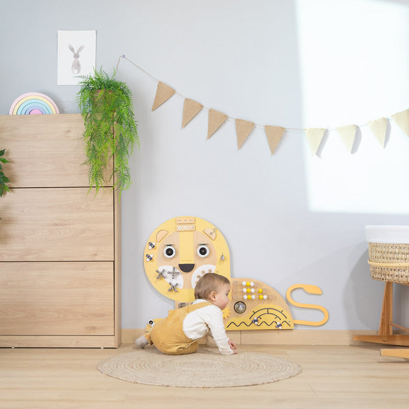 Lion Busyboard - Activity Board